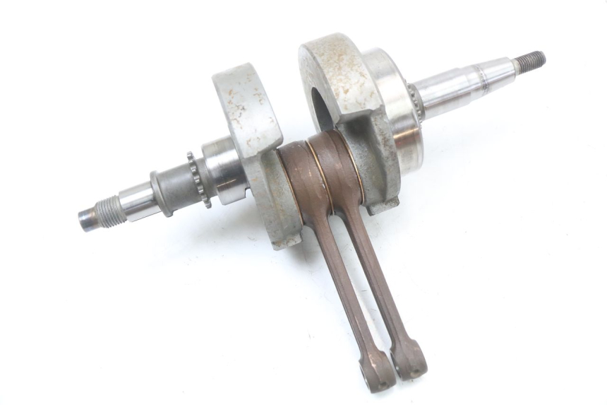 photo de WAŁ KORBOWY HYOSUNG GV AQUILA 125 (2000 - 2009) - Szczegół części