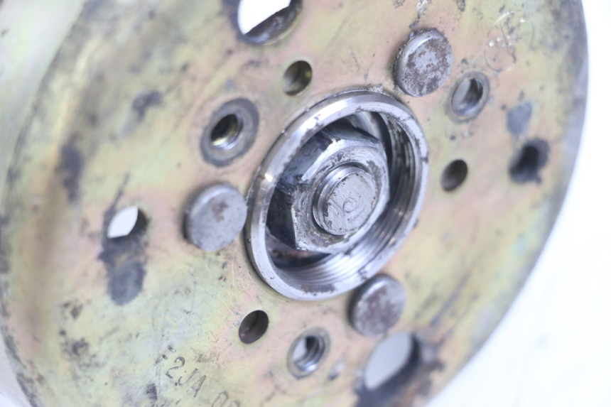 photo de WAŁ KORBOWY MBK BOOSTER SPIRIT 50 (1999 - 2003) - Zbliżenie techniczne