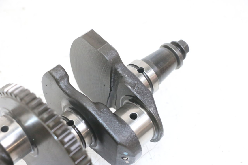 photo de WAŁ KORBOWY HONDA CB R 1000 (2018 - 2023) - Szczegóły charakterystyczne