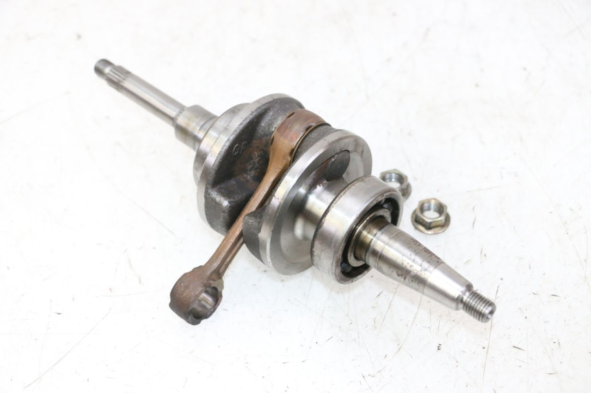 photo de WAŁ KORBOWY PEUGEOT CITYSTAR 50 (2013 - 2017) - Punkty mocowania