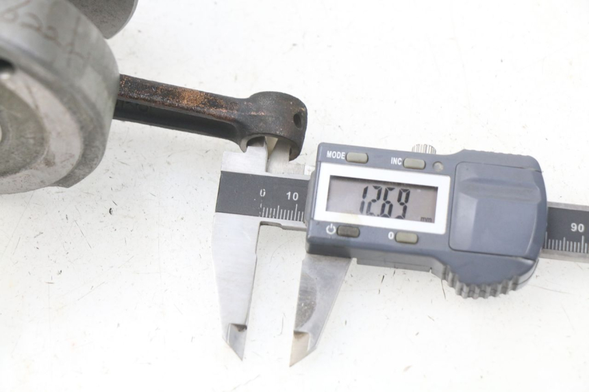 photo de WAŁ KORBOWY HYOSUNG COMET GTR 125 (2007 - 2014) - Inny kąt widzenia