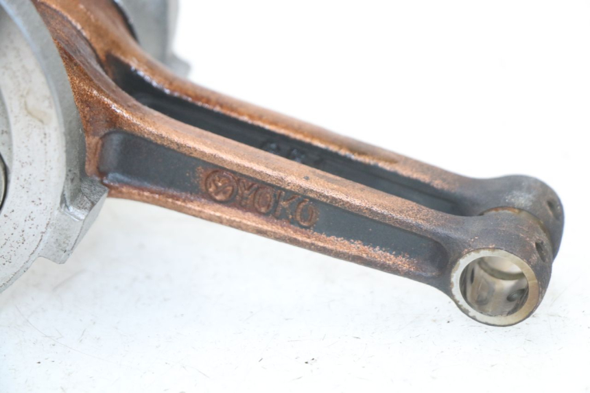 photo de WAŁ KORBOWY HYOSUNG COMET GTR 125 (2007 - 2014) - Punkty mocowania