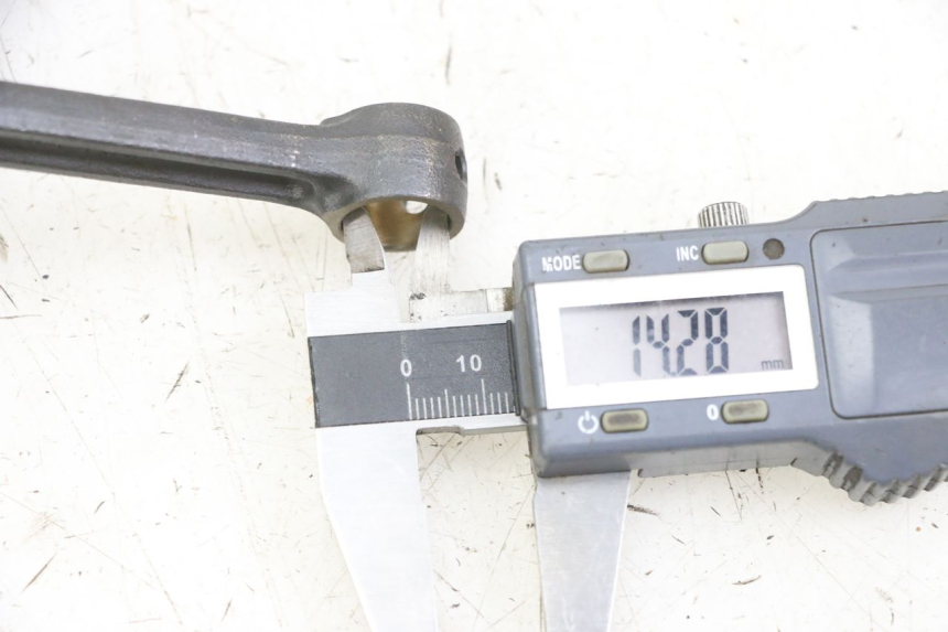 photo de WAŁ KORBOWY DAELIM BESBI 125 (2007 - 2008) - Szczegół części