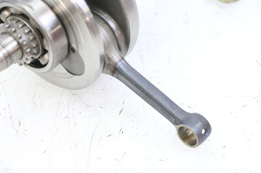 photo de WAŁ KORBOWY DAELIM BESBI 125 (2007 - 2008) - Szczegóły charakterystyczne