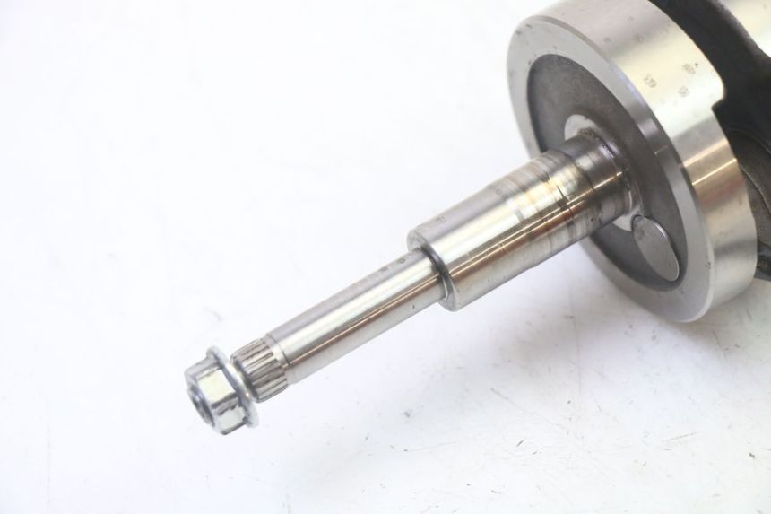 photo de WAŁ KORBOWY PEUGEOT ELYSTAR 50 (2002 - 2014) - Zoom stanu zużycia