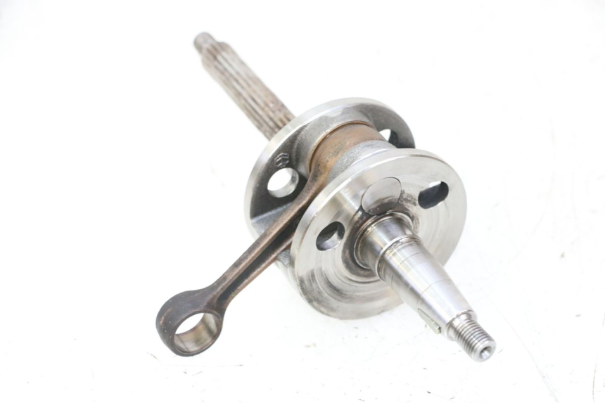 photo de WAŁ KORBOWY PIAGGIO FLY 2T 50 (2004 - 2017) - Widok główny