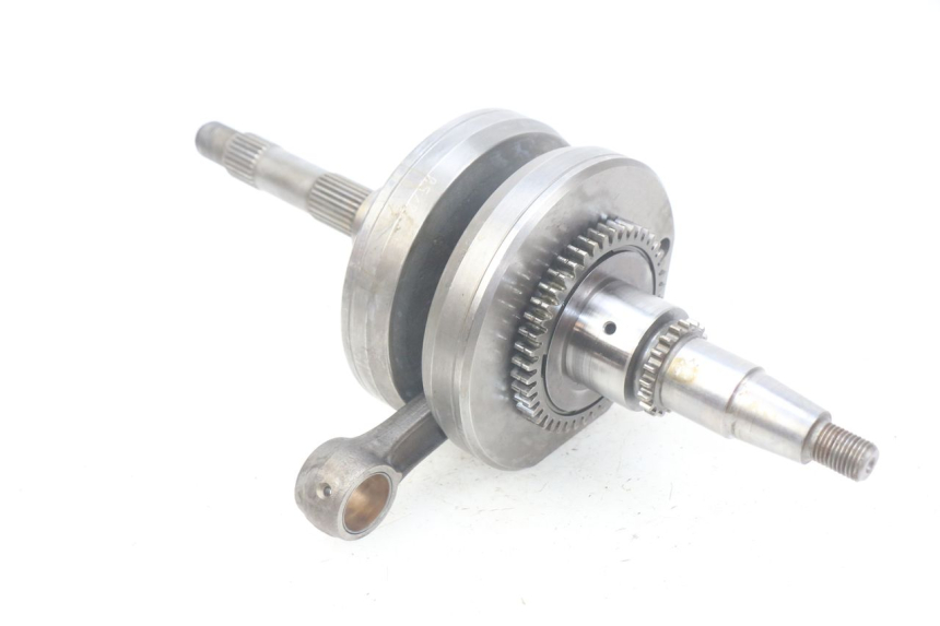 photo de WAŁ KORBOWY PEUGEOT GEOPOLIS 400 (2007 - 2013) - Punkty mocowania