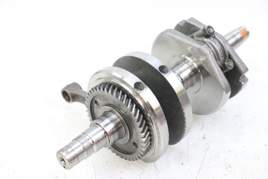 photo de WAŁ KORBOWY SUZUKI GSX E 250 (1982 - 1983) - Stan powierzchni