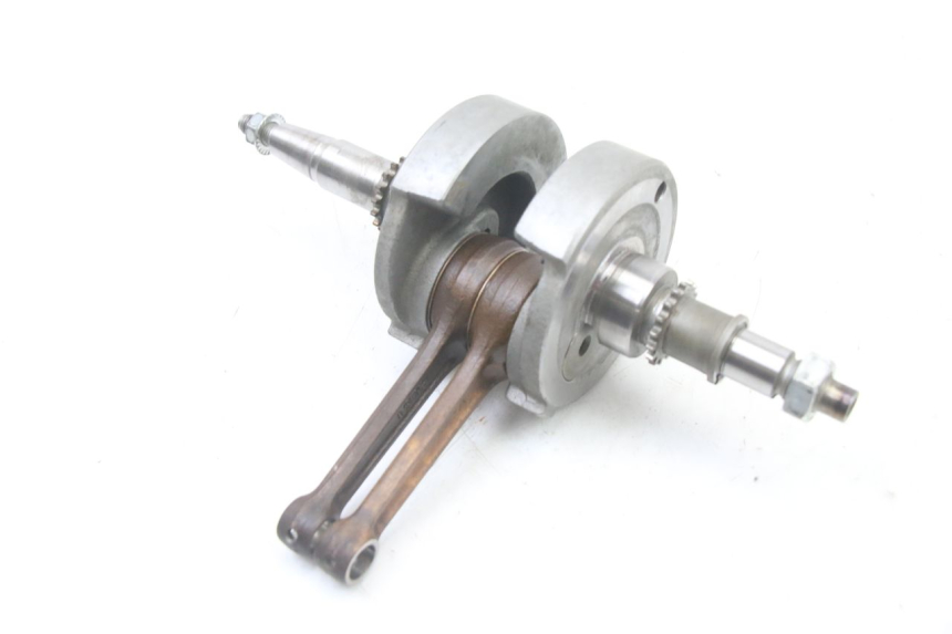 photo de WAŁ KORBOWY HYOSUNG GTR 125 (2006 - 2008) - Inny kąt widzenia