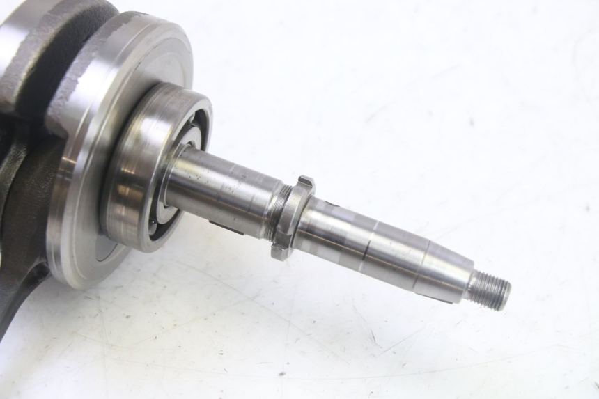 photo de WAŁ KORBOWY DAELIM HISTORY 125 (2001 - 2002) - Zbliżenie techniczne