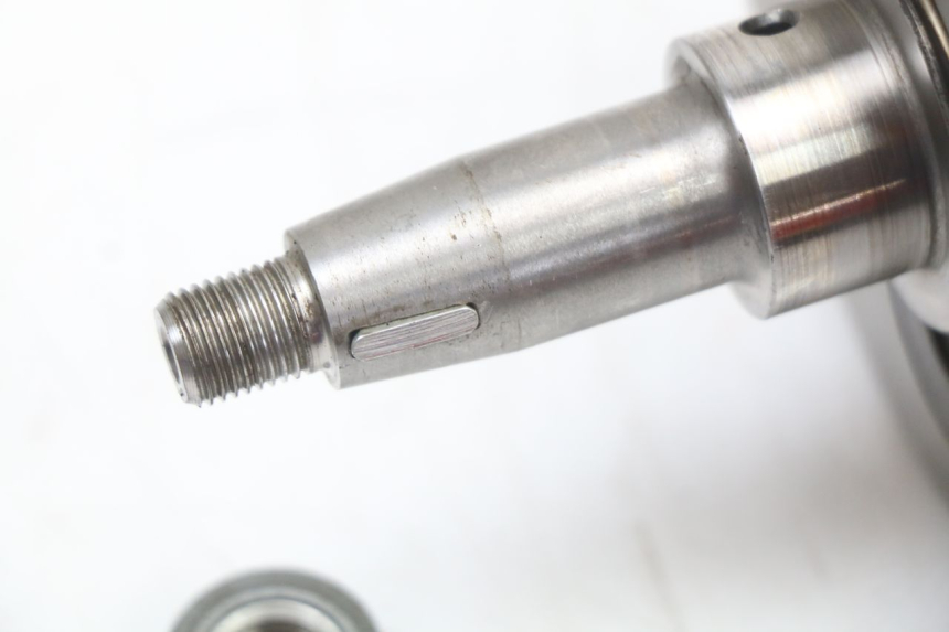 photo de WAŁ KORBOWY RENAULT KOURANOS 125 (2001 - 2004) - Inny kąt widzenia