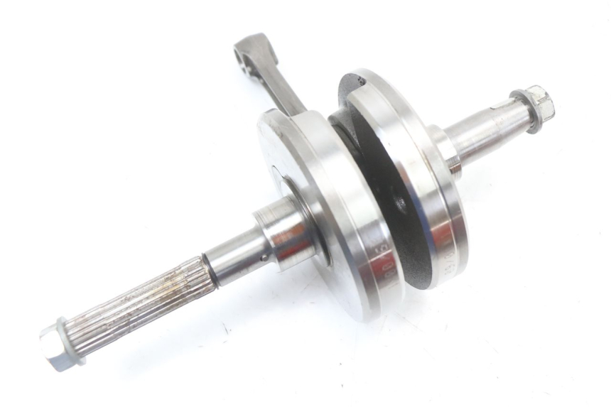 photo de WAŁ KORBOWY RENAULT KOURANOS 125 (2001 - 2004) - Punkty mocowania