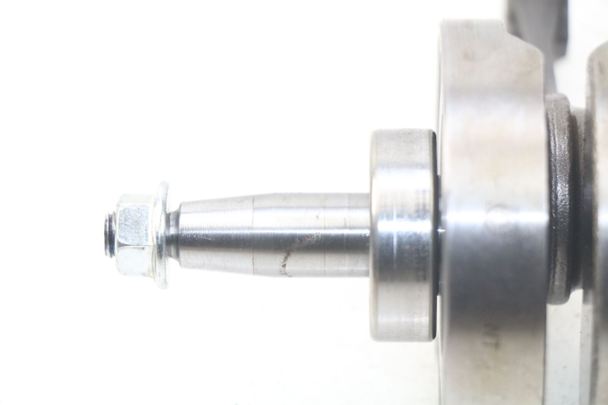 photo de WAŁ KORBOWY PIAGGIO LIBERTY IGET 4T 50 (2015 - 2020) - Zbliżenie techniczne