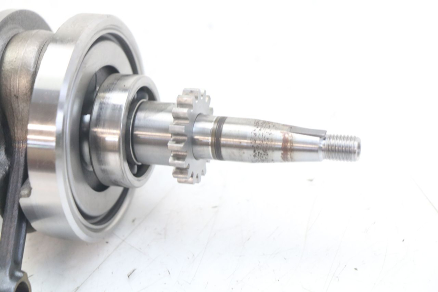 photo de WAŁ KORBOWY KYMCO LIKE 4T 50 (2009 - 2018) - Inny kąt widzenia