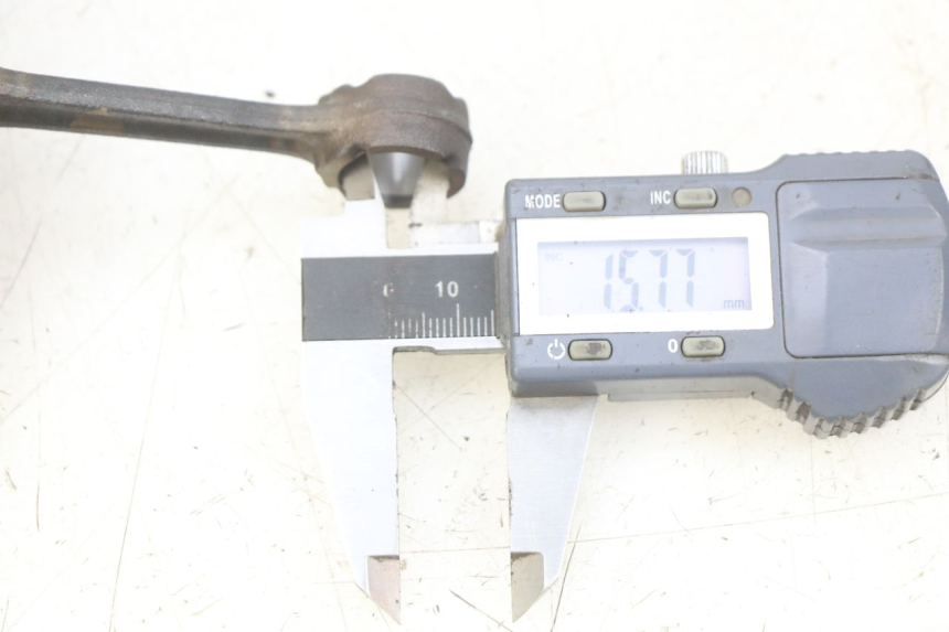 photo de WAŁ KORBOWY PEUGEOT LUDIX 50 (2005 - 2007) - Szczegół części