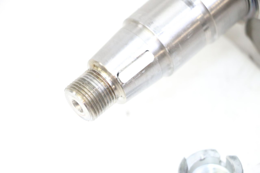 photo de WAŁ KORBOWY PIAGGIO MP3 LT 300 (2010 - 2016) - Zbliżenie komponentów