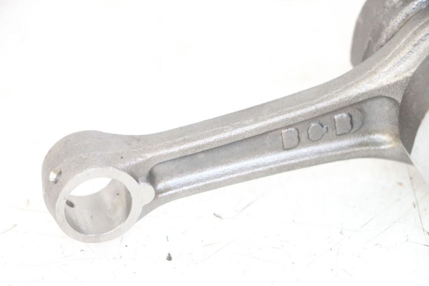 photo de WAŁ KORBOWY PIAGGIO MP3 LT 300 (2010 - 2016) - Oznaczenia i referencje