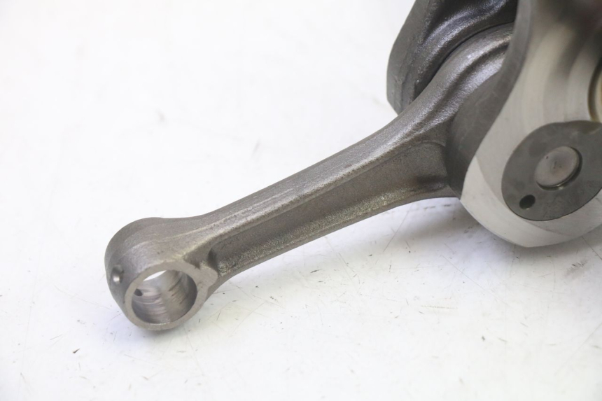 photo de WAŁ KORBOWY PIAGGIO MP3 LT 300 (2010 - 2016) - Zbliżenie techniczne