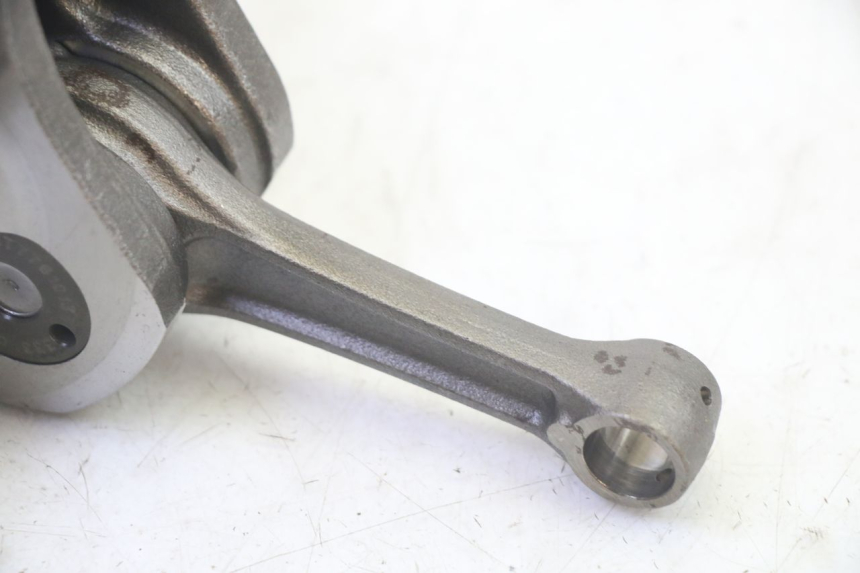 photo de WAŁ KORBOWY PIAGGIO MP3 RL 250 (2006 - 2010) - Zoom stanu zużycia