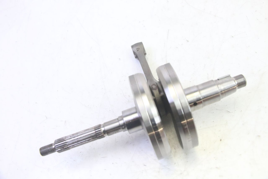 photo de WAŁ KORBOWY PIAGGIO MP3 RL 250 (2006 - 2010) - Oznaczenia i referencje