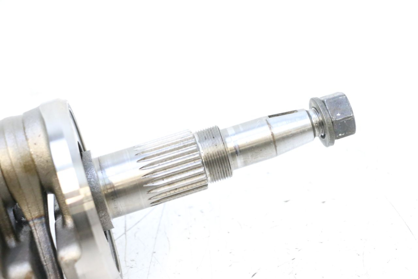 photo de WAŁ KORBOWY YAMAHA NEOS NEO'S 4T 50 (2008 - 2016) - Zbliżenie techniczne