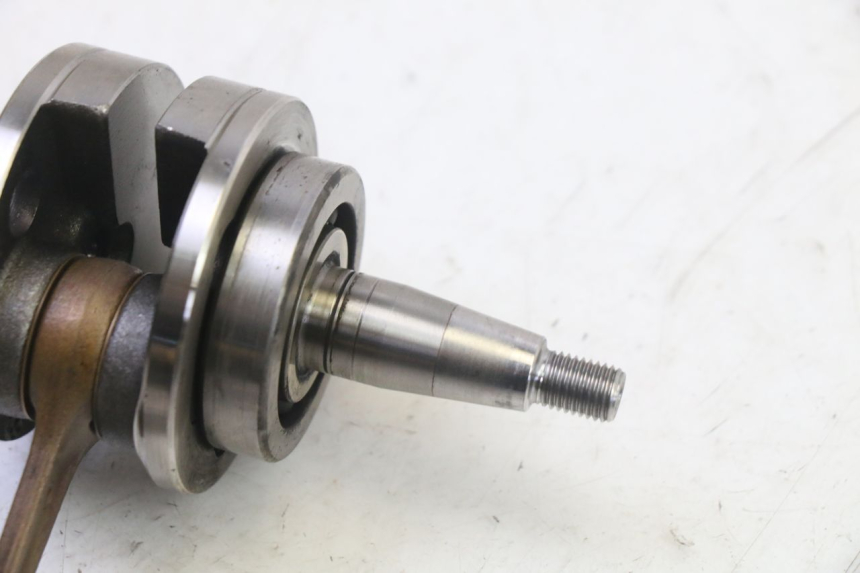 photo de WAŁ KORBOWY PIAGGIO NEW TYPHOON 50 (2010 - 2017) - Inny kąt widzenia