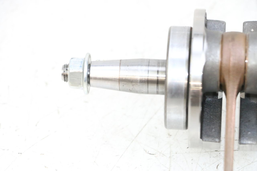 photo de WAŁ KORBOWY PIAGGIO NEW TYPHOON 50 (2018 - 2021) - Punkty mocowania