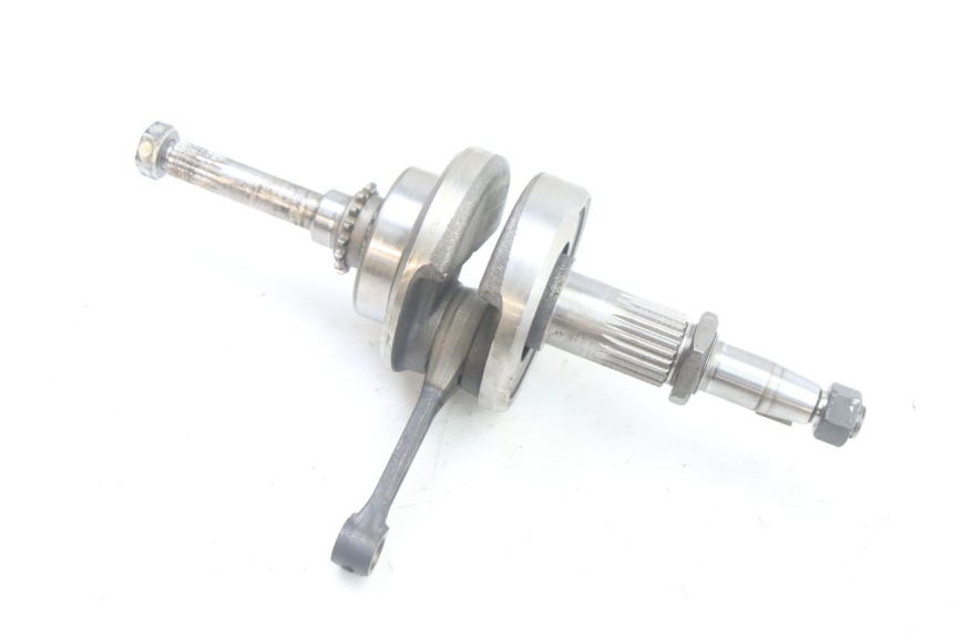 photo de WAŁ KORBOWY MBK OVETTO 4T 50 (2008 - 2016) - Inny kąt widzenia