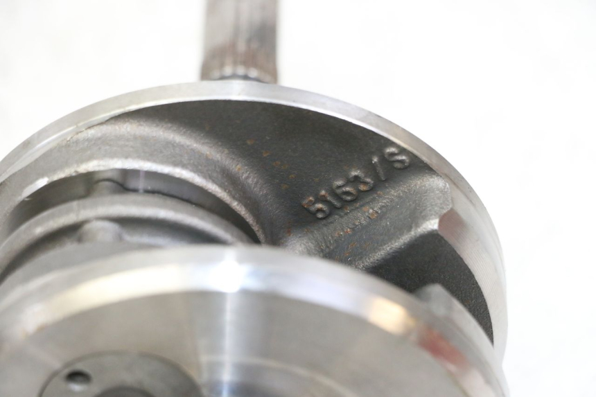 photo de WAŁ KORBOWY PIAGGIO MP3 125 (2006 - 2014) - Inny kąt widzenia