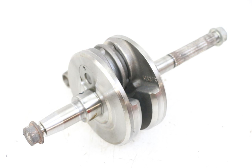 photo de WAŁ KORBOWY PIAGGIO MP3 125 (2006 - 2014) - Zbliżenie techniczne