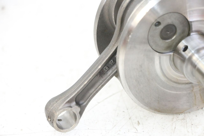 photo de WAŁ KORBOWY PIAGGIO MP3 125 (2006 - 2014) - Punkty mocowania