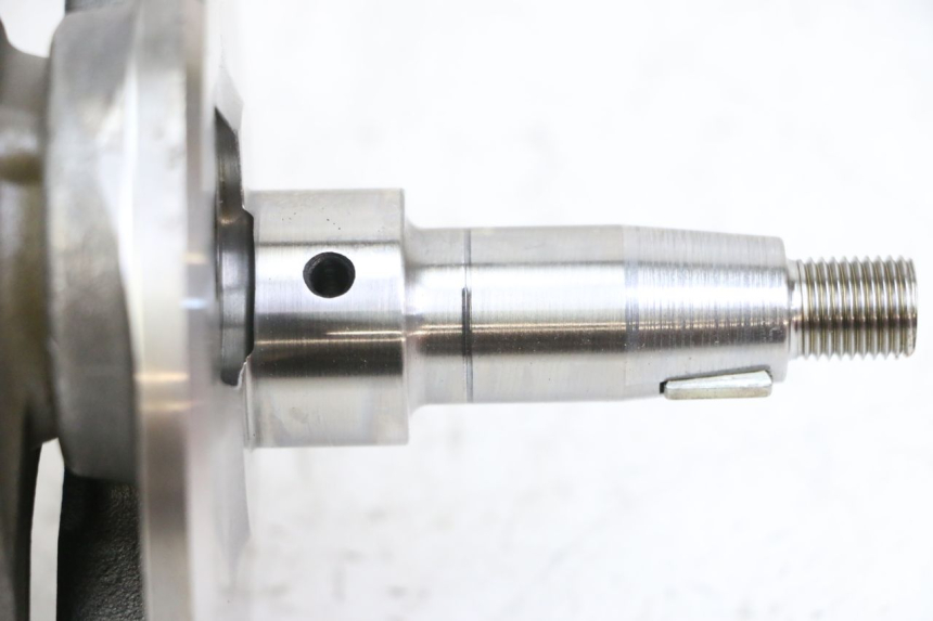 photo de WAŁ KORBOWY PIAGGIO VESPA LX 150 (2005 - 2013) - Punkty mocowania