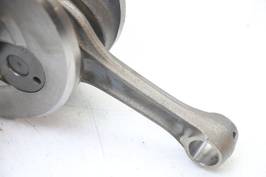 photo de WAŁ KORBOWY PIAGGIO X8 125 (2004 - 2007) - Zoom stanu zużycia