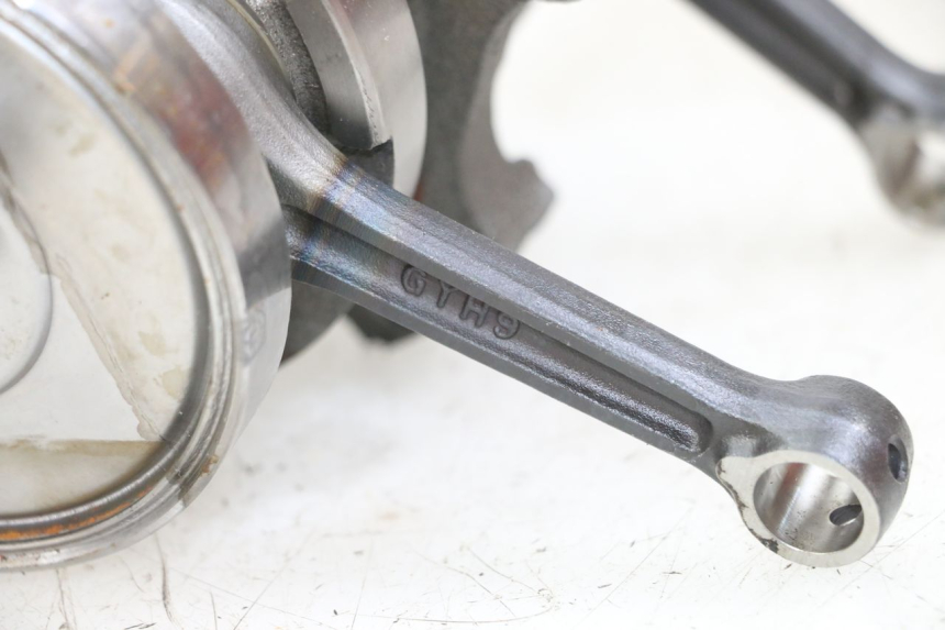 photo de WAŁ KORBOWY REGAL RAPTOR RAXTER 2 125 (2007 - 2015) - Stan powierzchni