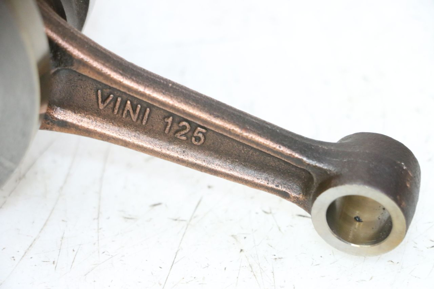 photo de WAŁ KORBOWY PEUGEOT SATELIS 125 (2010 - 2012) - Zoom stanu zużycia