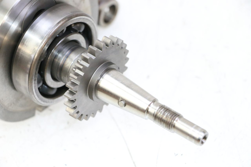 photo de WAŁ KORBOWY PEUGEOT SATELIS 125 (2010 - 2012) - Punkty mocowania