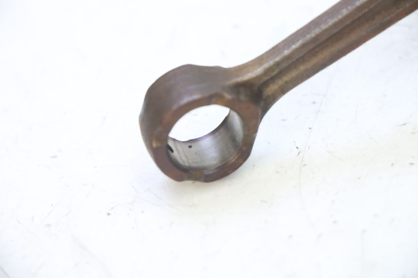 photo de WAŁ KORBOWY PEUGEOT SPEEDFIGHT 3 AIR 50 (2009 - 2015) - Stan powierzchni