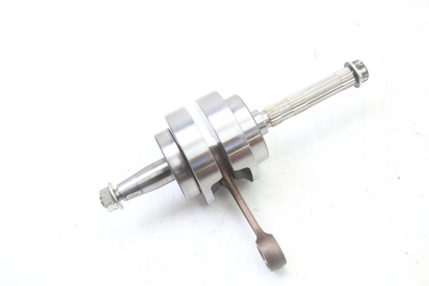 photo de WAŁ KORBOWY APRILIA SR 2T 50 (2018 - 2022) - Widok główny