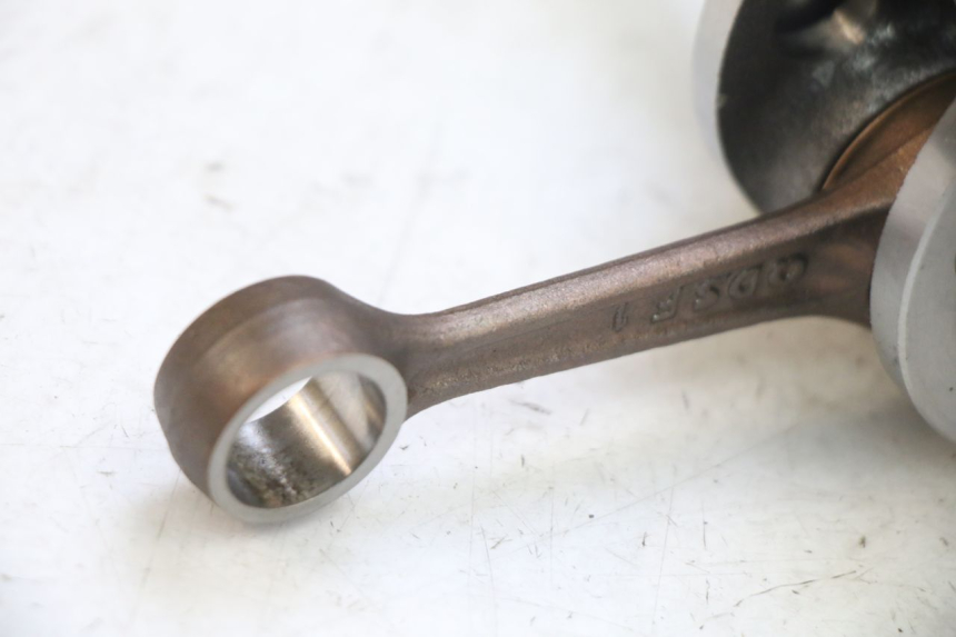 photo de WAŁ KORBOWY APRILIA SR 2T 50 (2018 - 2022) - Zbliżenie techniczne