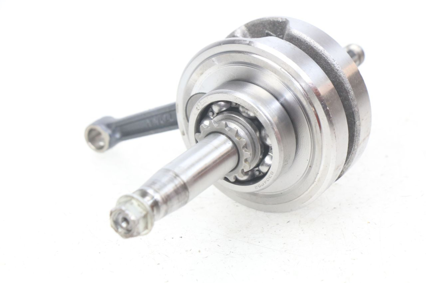 photo de WAŁ KORBOWY NITRO MOTORS THUNDER 125 - Zbliżenie techniczne