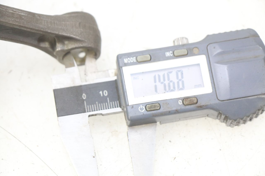 photo de WAŁ KORBOWY PIAGGIO VESPA LX 125 (2005 - 2010) - Szczegół części