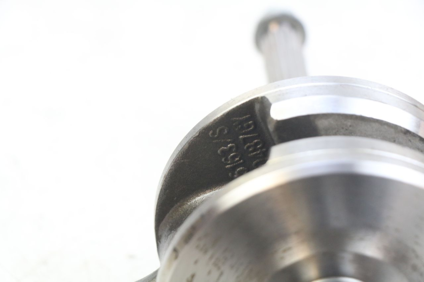 photo de WAŁ KORBOWY PIAGGIO VESPA LXV 125 (2006 - 2009) - Punkty mocowania