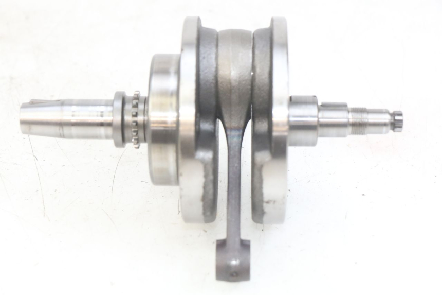 photo de WAŁ KORBOWY DAELIM VJ ROADWIN FI 125 (2008 - 2017) - Stan powierzchni