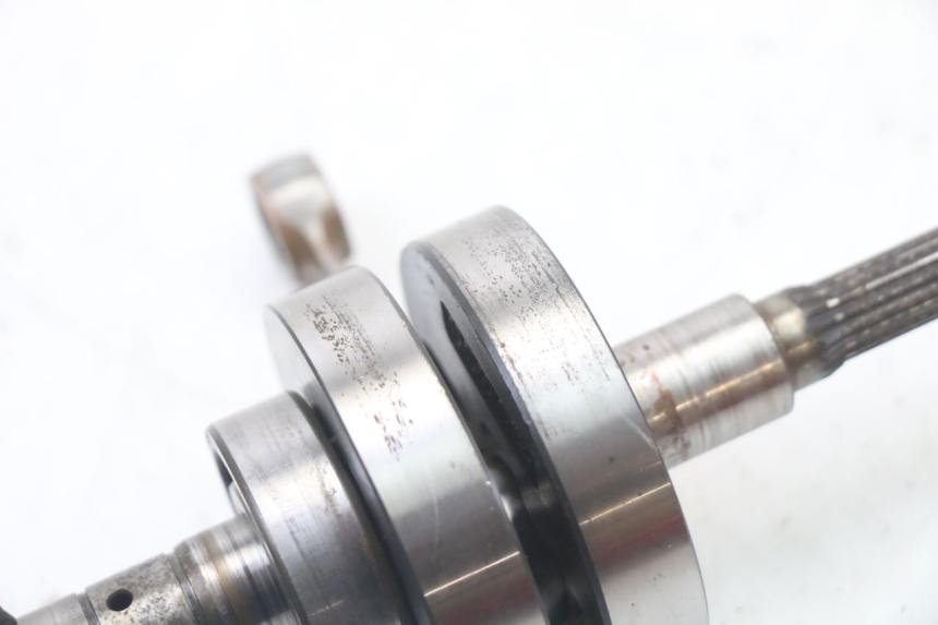 photo de WAŁ KORBOWY YAMAHA AEROX 50 (1997 - 2006) - Szczegóły charakterystyczne