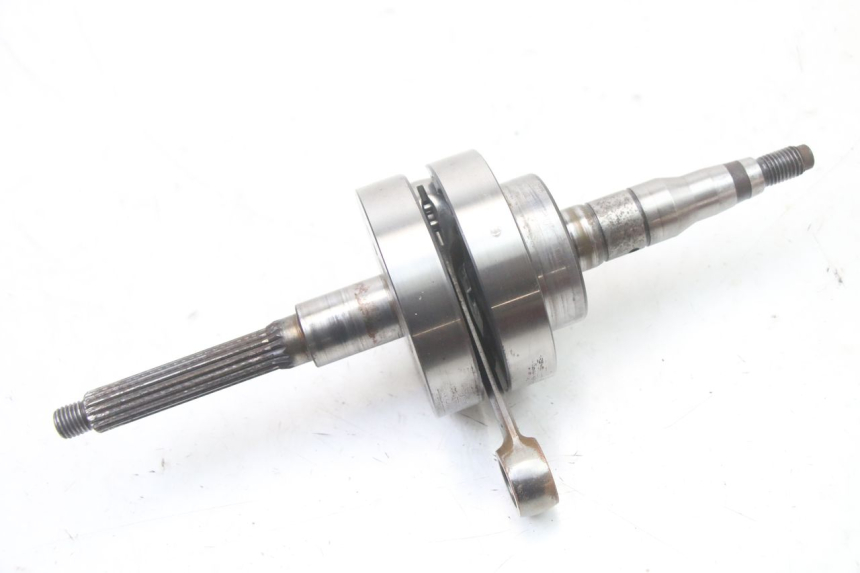 photo de WAŁ KORBOWY YAMAHA AEROX 50 (1997 - 2006) - Punkty mocowania