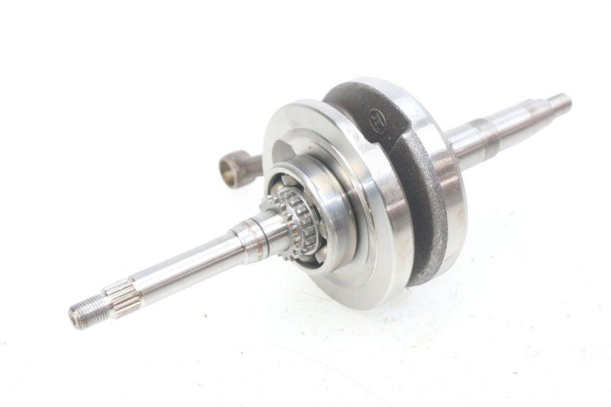 photo de WAŁ KORBOWY YAMASAKI YM T 125 (2015 - 2020) - Zbliżenie techniczne