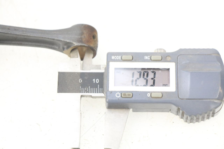 photo de WAŁ KORBOWY PIAGGIO ZIP 4T 50 (2018 - 2020) - Inny kąt widzenia