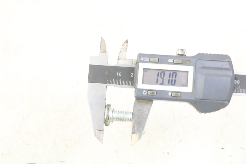 photo de ŚRUBA TARCZY HAMULCOWEJ ORION AGB37 CRF1 DIRT BIKE 125 (2013 - 2021) - Zbliżenie techniczne