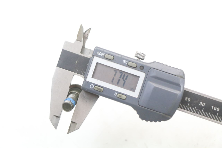 photo de ŚRUBA TARCZY HAMULCOWEJ KYMCO AGILITY 4T 50 (2005 - 2018) - Zbliżenie techniczne