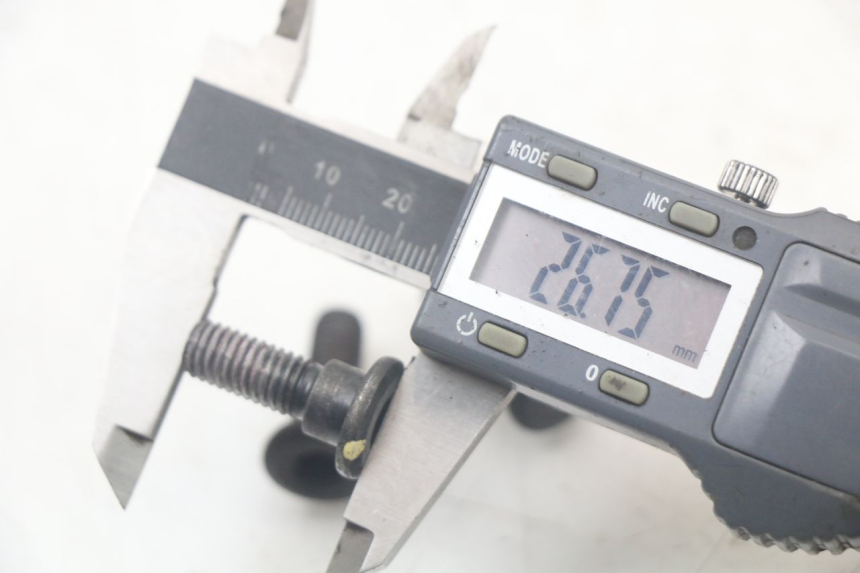 photo de ŚRUBA TARCZY HAMULCOWEJ KYMCO AGILITY 4T 50 (2018 - 2022) - Inny kąt widzenia